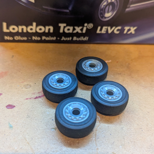Airfix QuickBuild London Taxi Set of Wheels and Tyres
