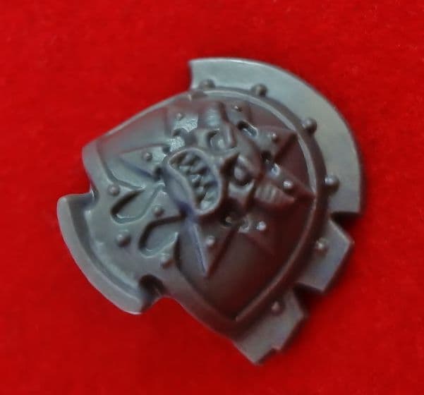 Chaos Space Marine Terminators Shoulder Pad (I)