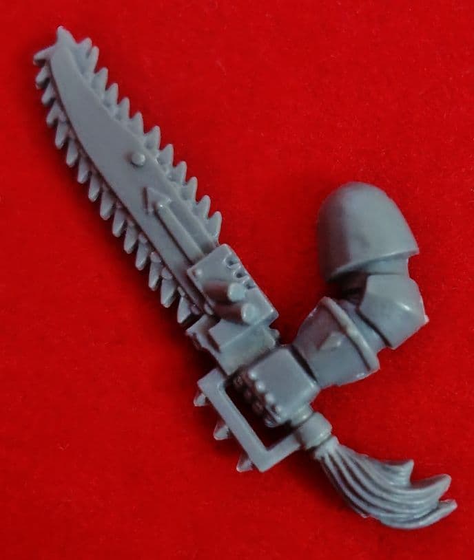 Chaos Space Marines left arm Chainsword Chain Sword (C)