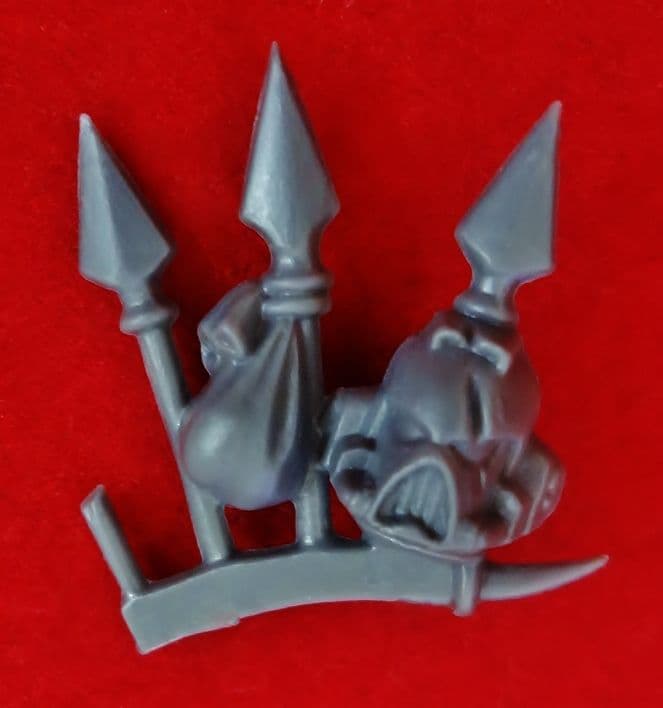 Chaos Terminators Hood Spikes Trophy Rack (G) ruined Space Marine Helmet