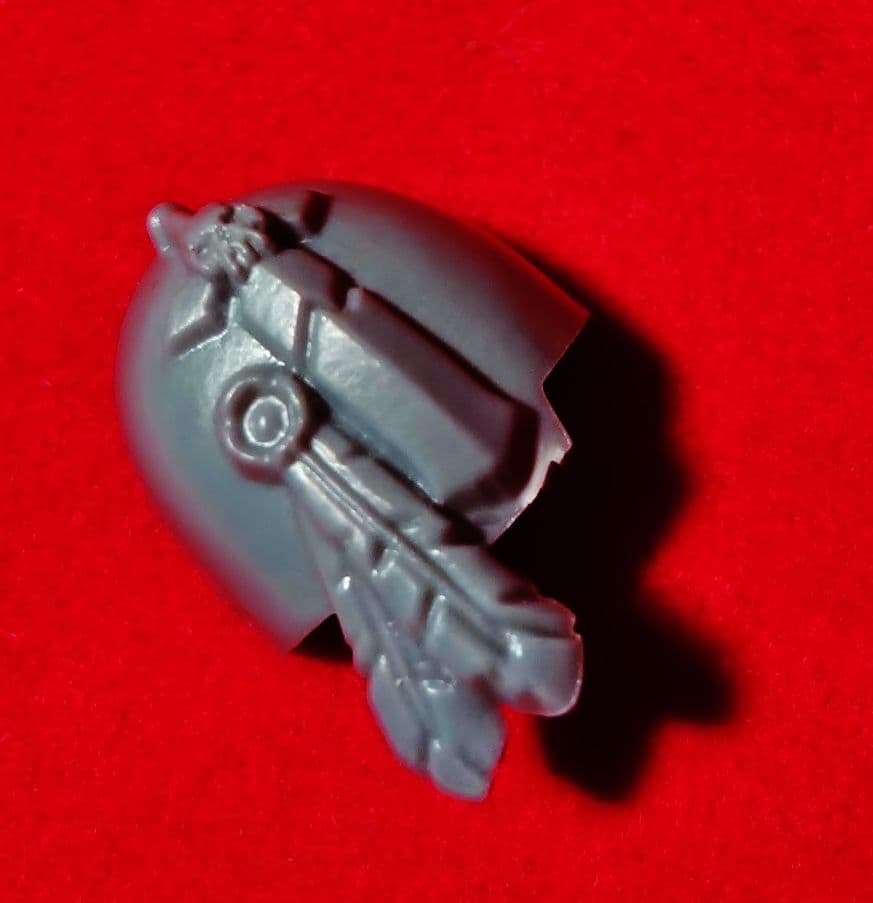 Dark Angel Deathwing Terminator Shoulder Pad (B)