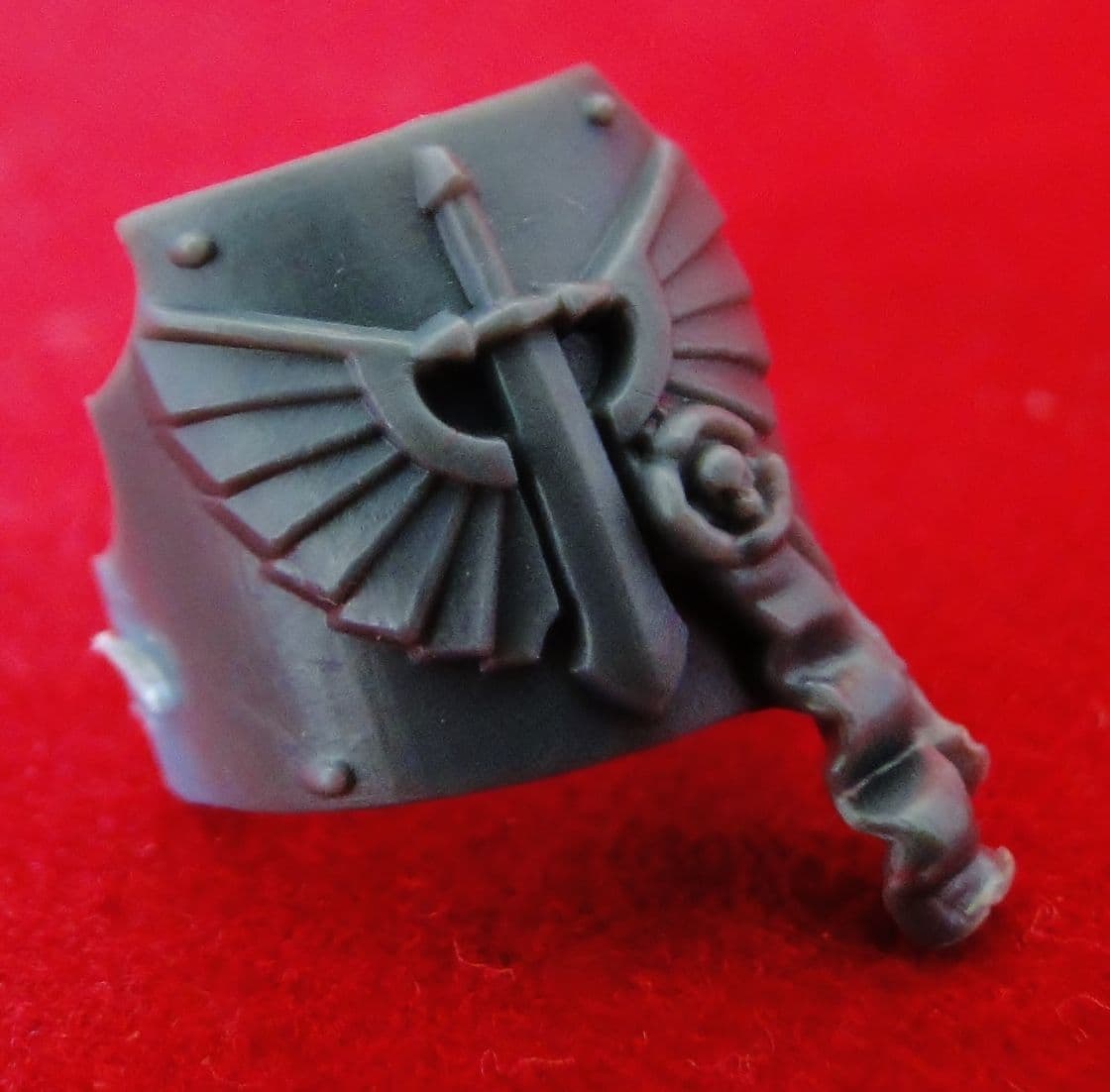 Dark Angel Ravenwing Deathwing Dreadnought Leg Shin Plate chapter symbol