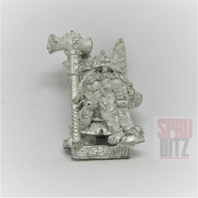 Dwarfs Longbeard with Hammer