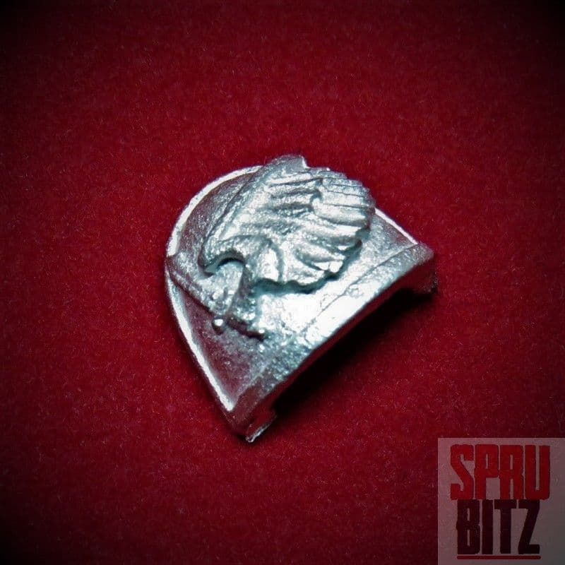 Ravenwing Bike Squadron Shouler Pad (metal)