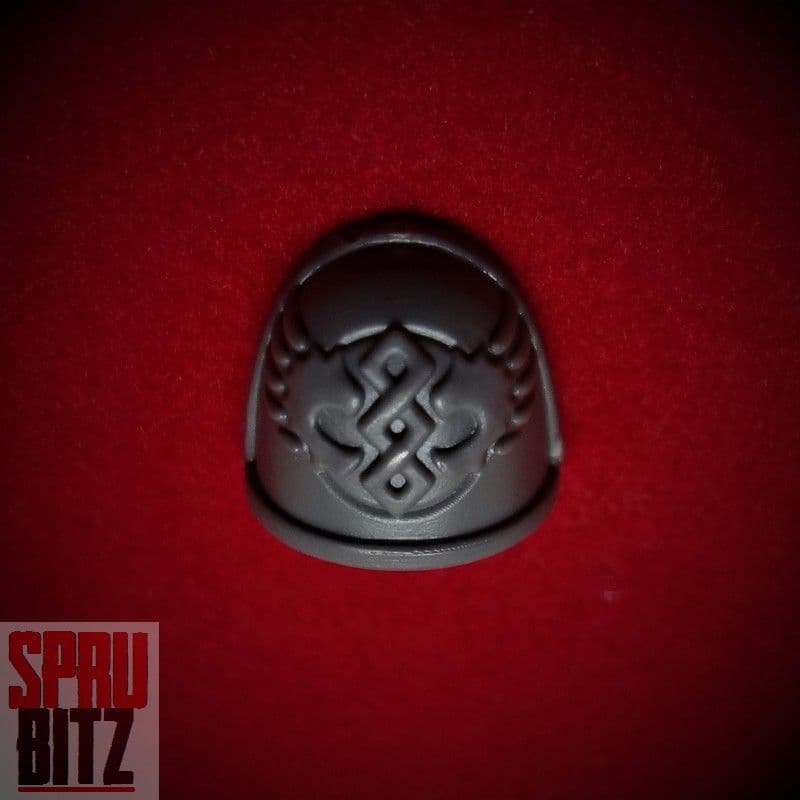 Ravenwing Command Squad Apothecary Shoulder Pad