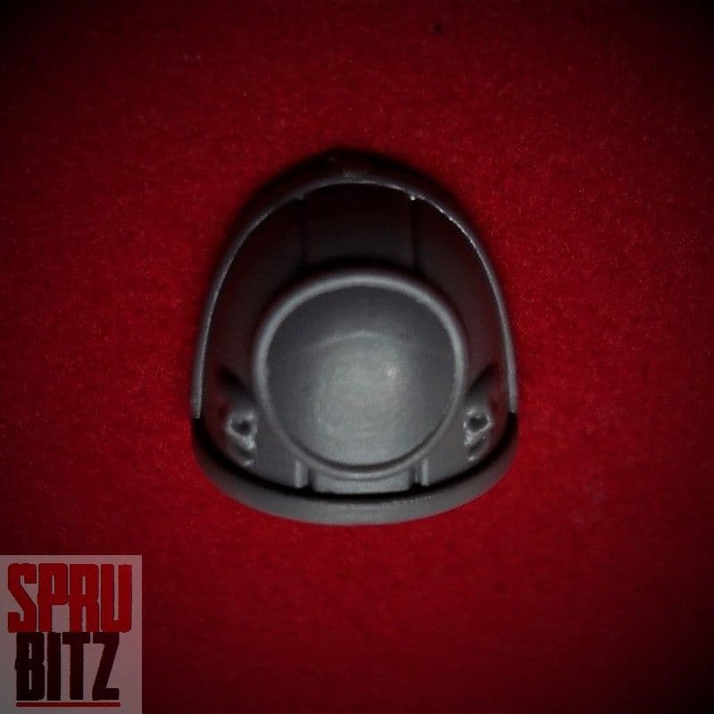 Ravenwing Command Squad Shoulder Pad (D)