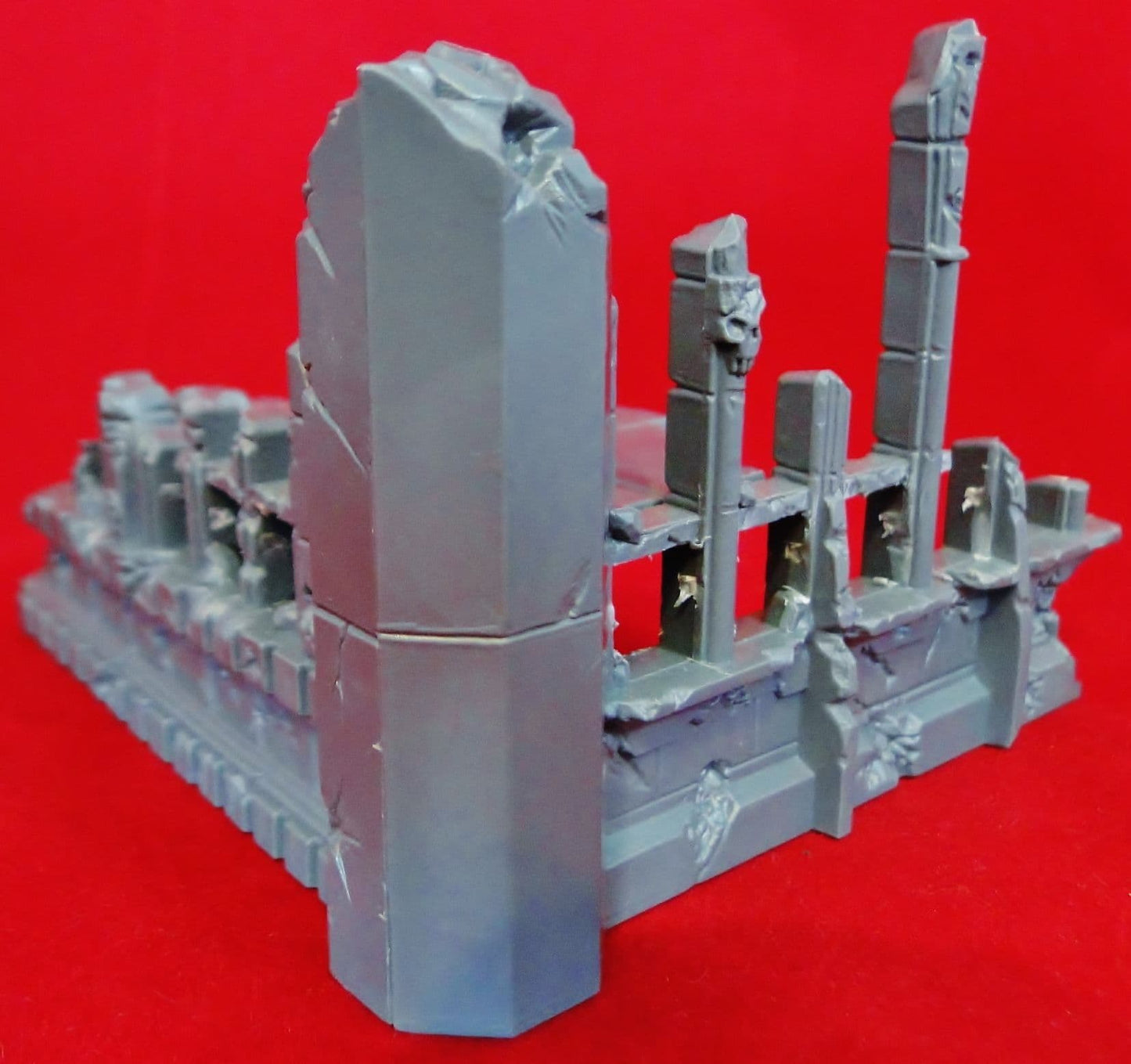 Ruined Building Scenery from Warhammer 40,000 3rd edition (B)