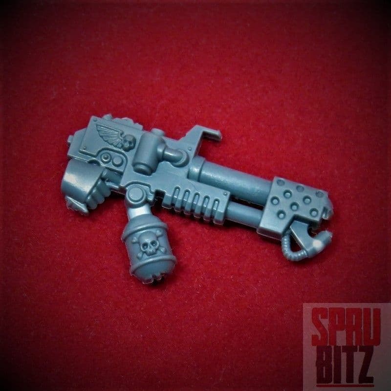 Space Marine Assault Squad right hand Flamer Winged Skull (A)