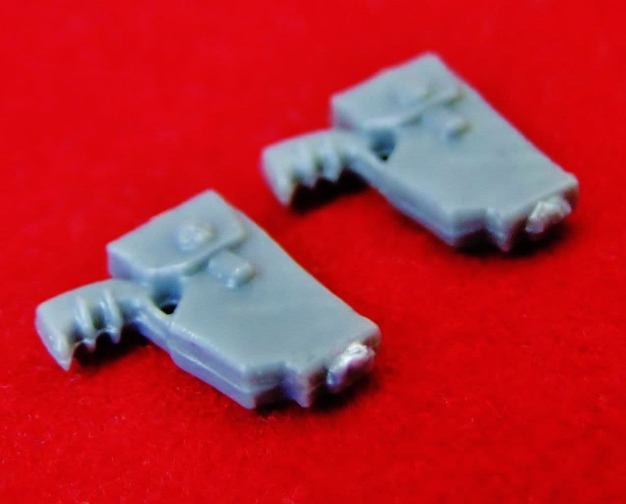 Space Marine Bolt Pistol in Holster x2