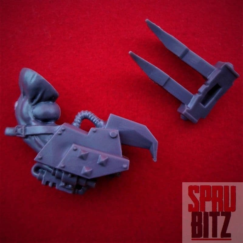 Space Ork Nobz Power Klaw (A)