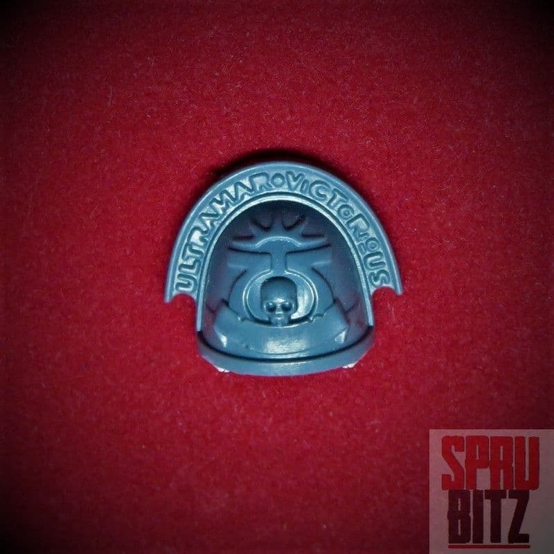 Ultramarine Shoulder Pad (J)