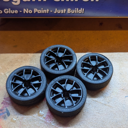Airfix QuickBuild Bugatti Chiron Set of Wheels and Tyres