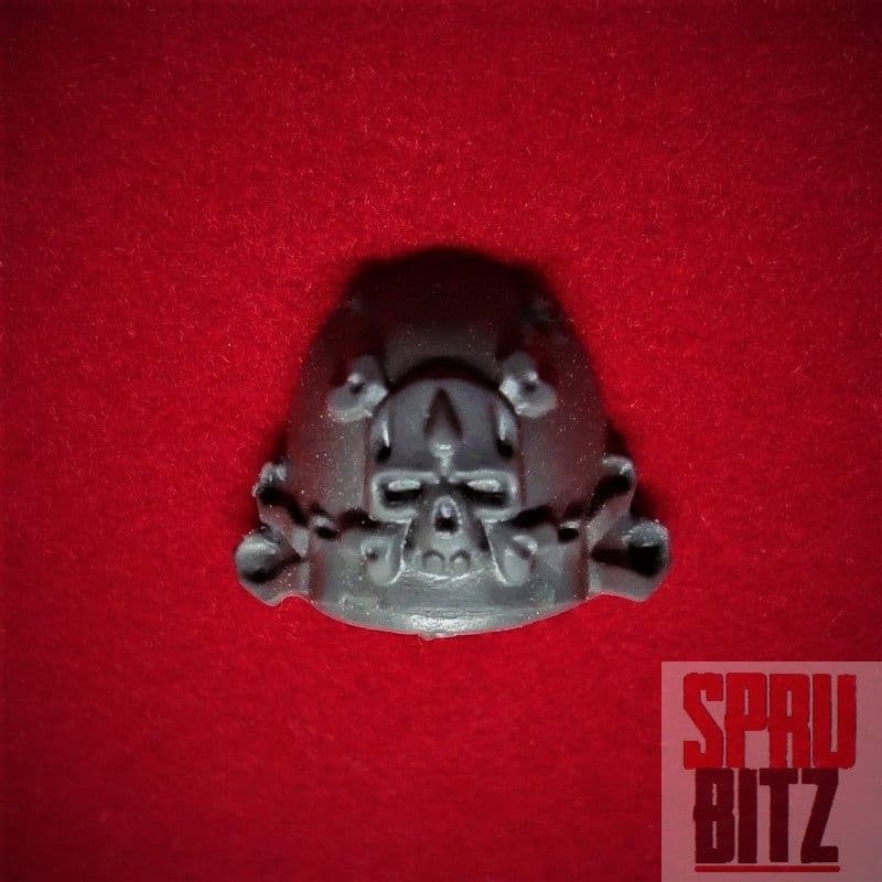 Blood Angel Death Company Shoulder Pad (D)