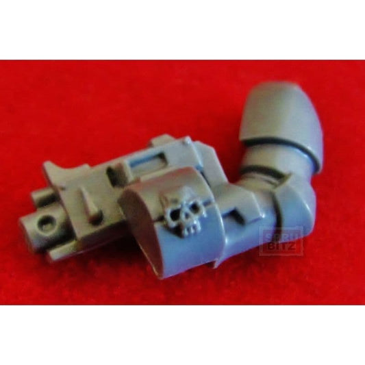 Blood Angel Sanguinary Guard left arm Angelus Boltgun (drip & skull)