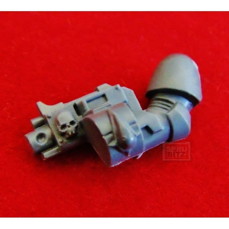 Blood Angel Sanguinary Guard left arm Angelus Boltgun (skull & drip)