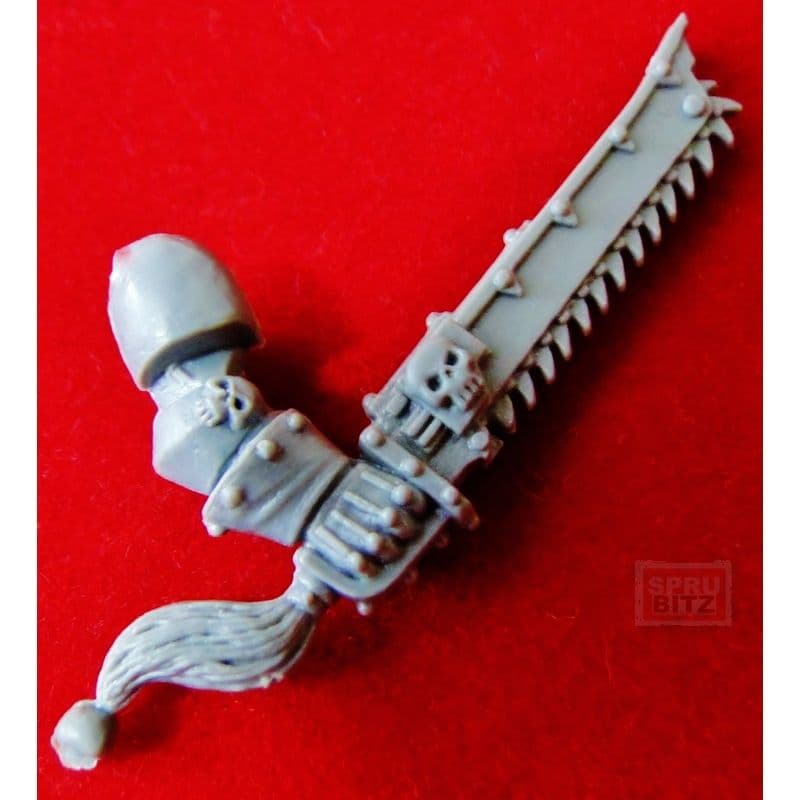 Chaos Khorne Berzerkers right arm with Chainsword