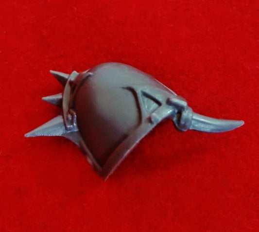 Chaos Space Marine Possessed Shoulder Pad Spiked D