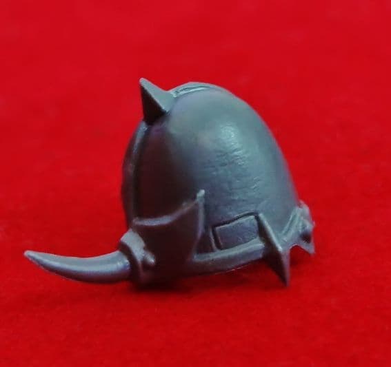 Chaos Space Marine Possessed Shoulder Pad Spiked F