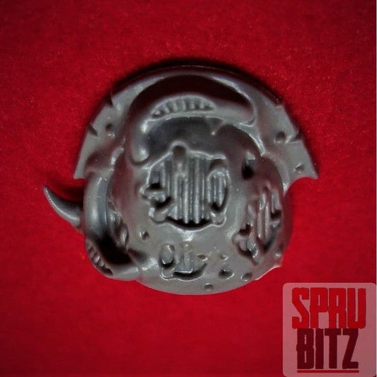 Chaos Space Marine Raptors Warp Talons Shoulder Pad (B)