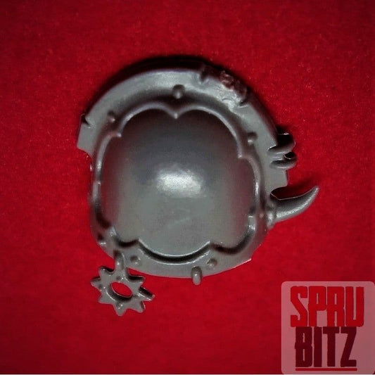 Chaos Space Marine Raptors Warp Talons Shoulder Pad (C)