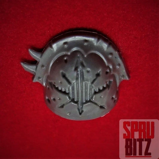 Chaos Space Marine Raptors Warp Talons Shoulder Pad (F)