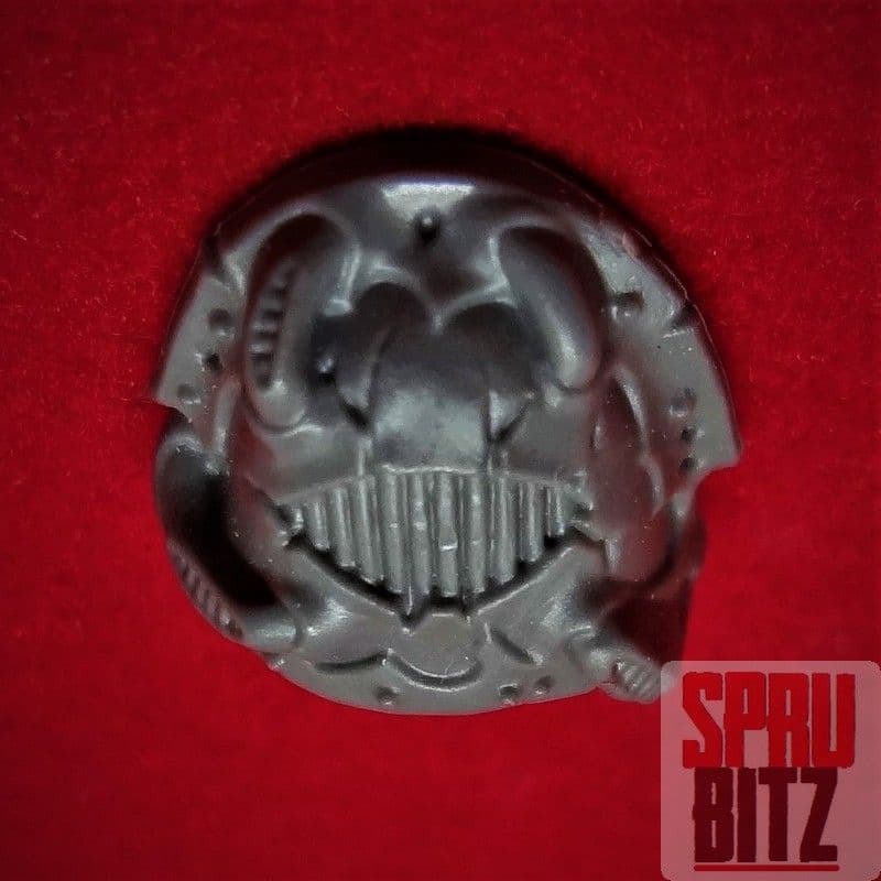 Chaos Space Marine Raptors Warp Talons Shoulder Pad (J)