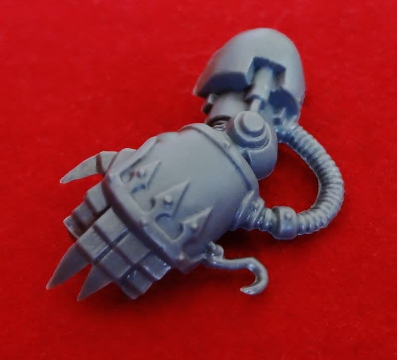Chaos Space Marine Terminator left arm Power Fist (A)