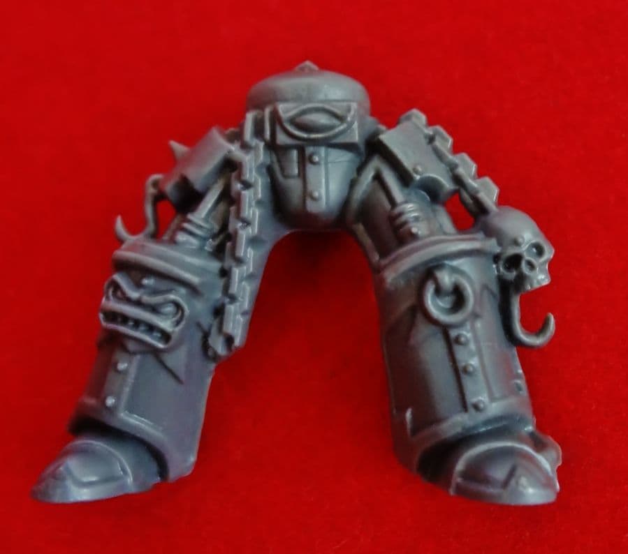 Chaos Space Marine Terminator Legs (D)