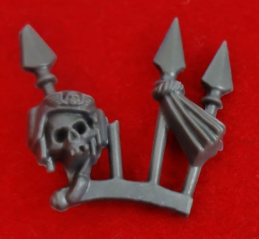 Chaos Terminators Hood Spikes Trophy Rack (F) imperial guard skull