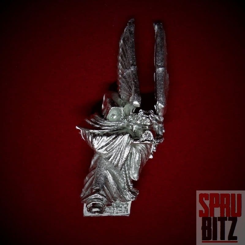 Dark Angel Grand Master Azrael Helmet Bearer (metal)