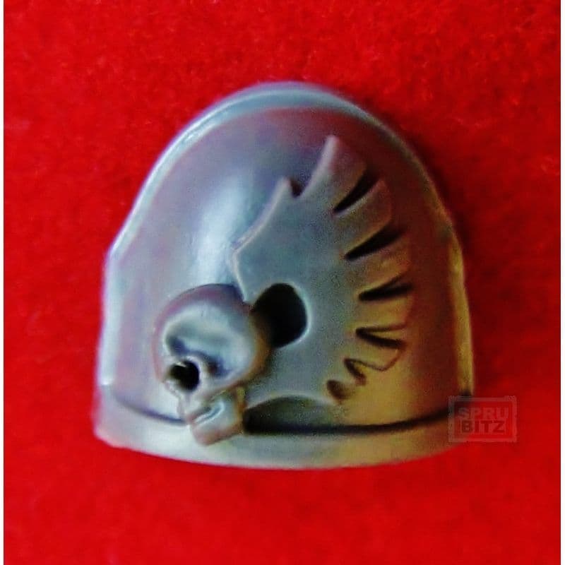 Dark Angel Ravenwing Shoulder Pad (skull)