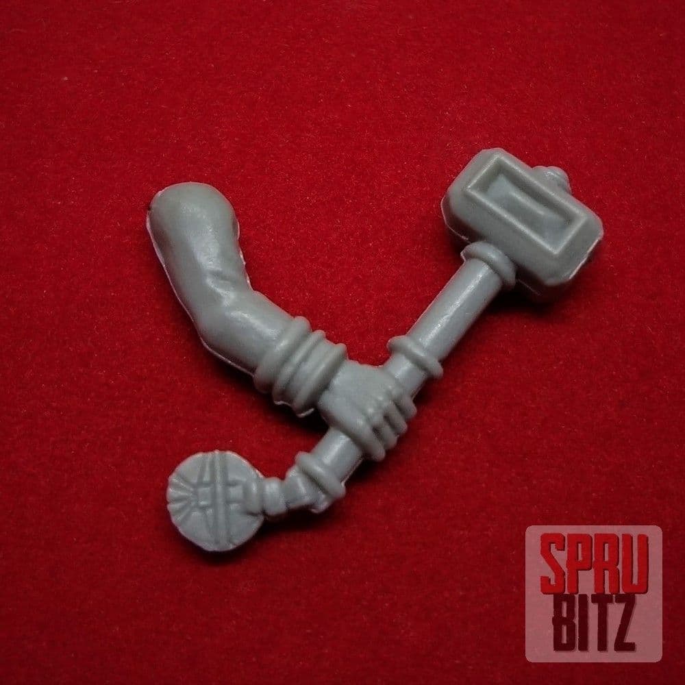 Dwarf Hammerers Hammer right arm