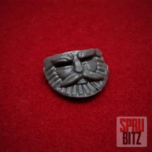 Dwarf Ironbreaker Visor Face Plate (B)
