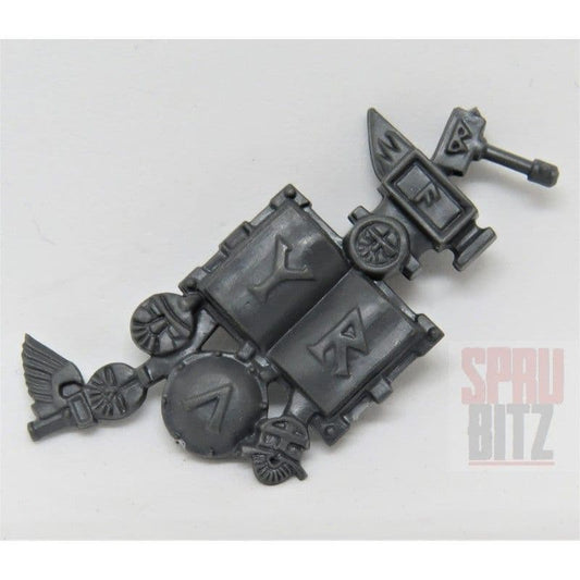 Dwarfs Standard Topper Rune Book