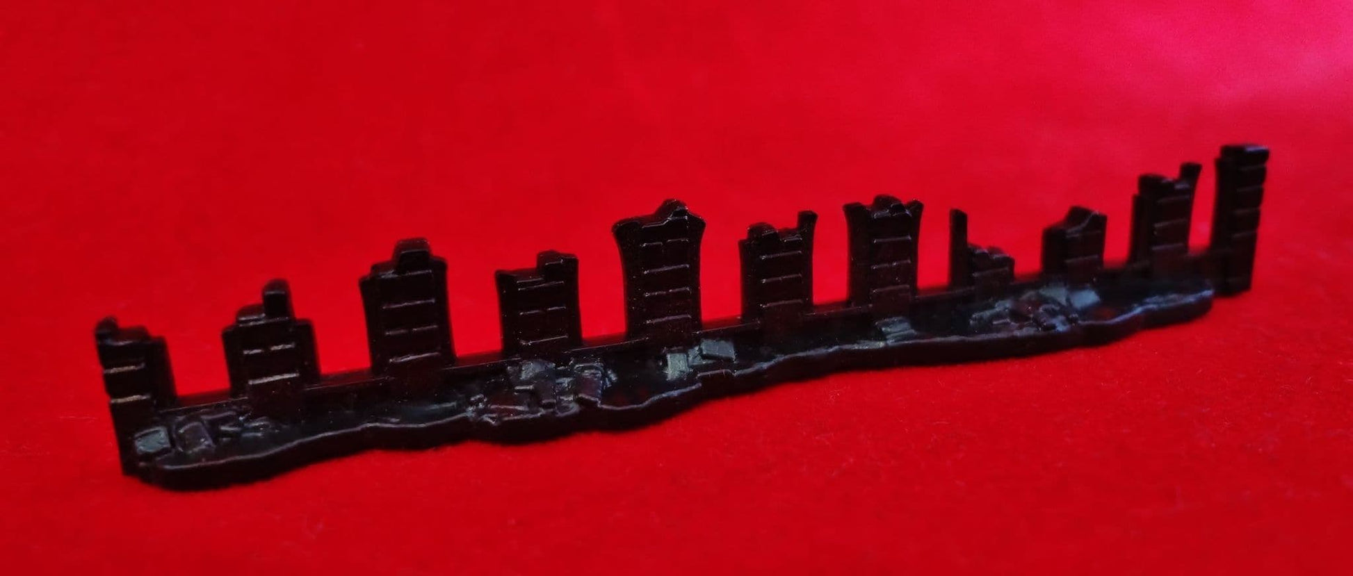 Epic 40,000 Ruined Wall Barricade Scenery x1 (C)