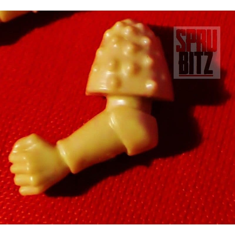 Rogue Trader Space Marine Studded Shoulder Left Arm Bare Fist