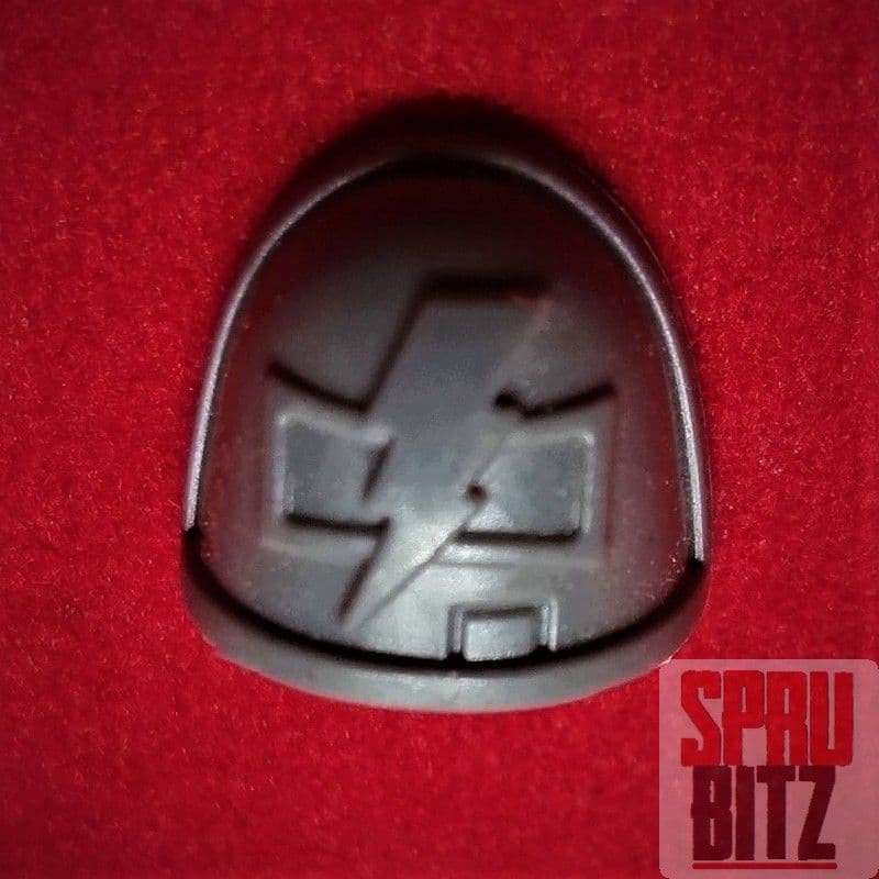 Space Marine Deathwatch Veterans Shoulder Pad (E)