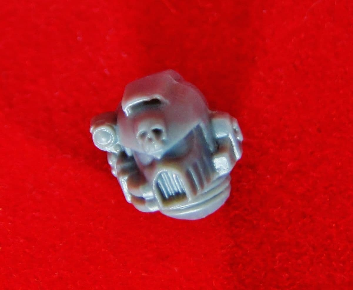 Space Marine Helmet with Grille