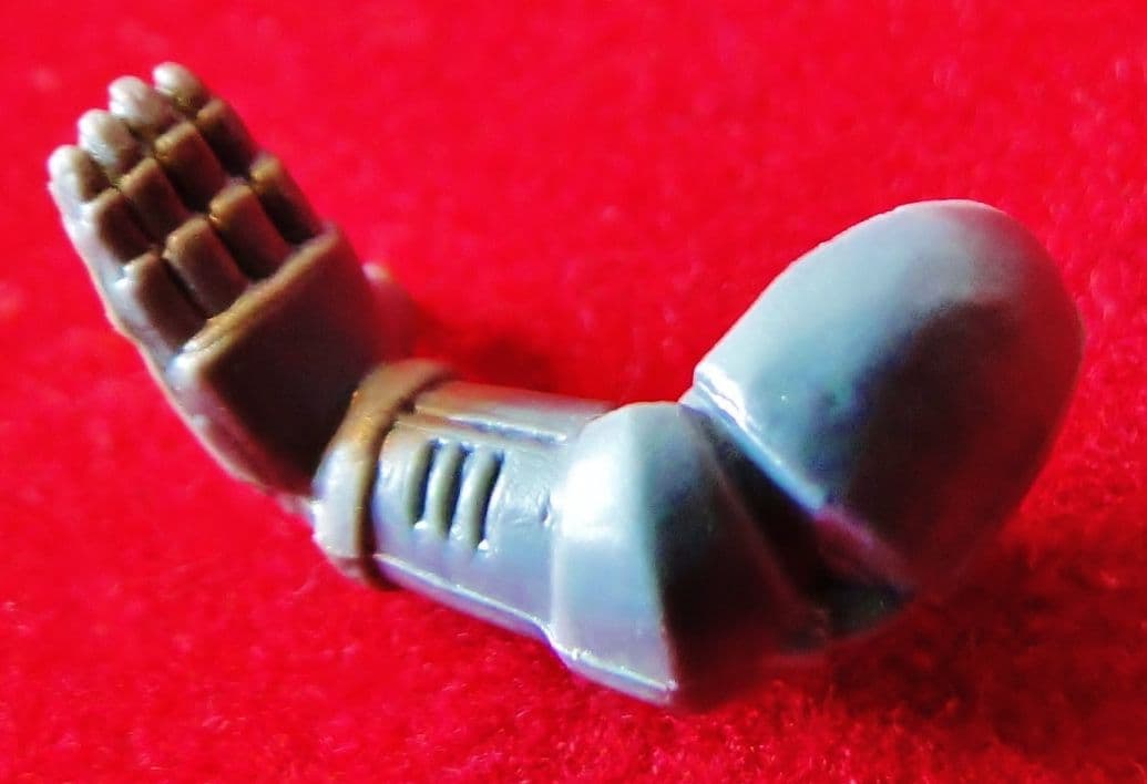 Space Marine Missile Launcher Left Arm open hand