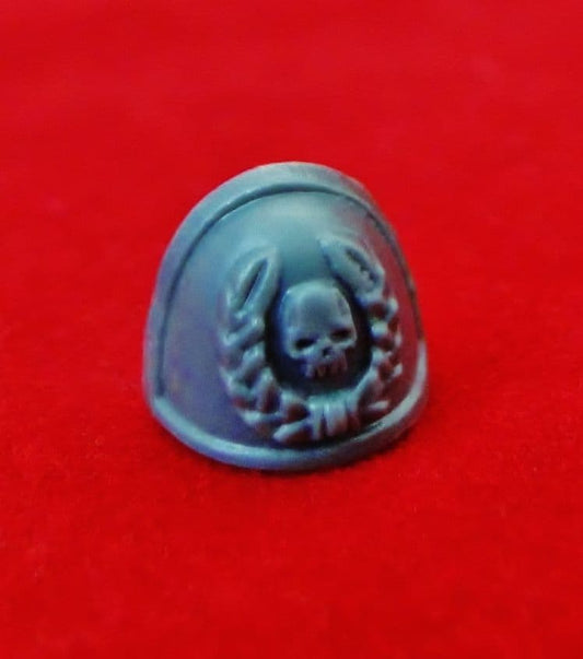 Space Marine Skull Wreath Shoulder Pad