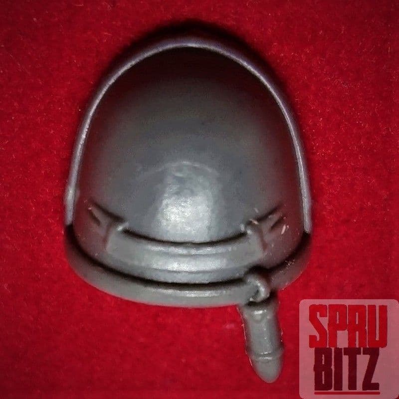 Space Marine Tactical Squad Shoulder Pad (B)