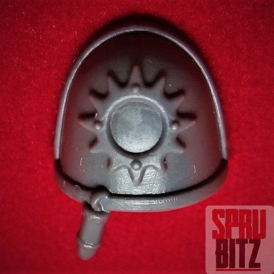 Space Marine Tactical Squad Shoulder Pad (C)