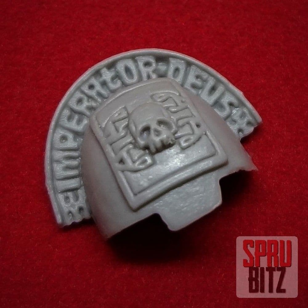 Space Marine Terminator Sergeant Shoulder Pad (Imperator Deus)