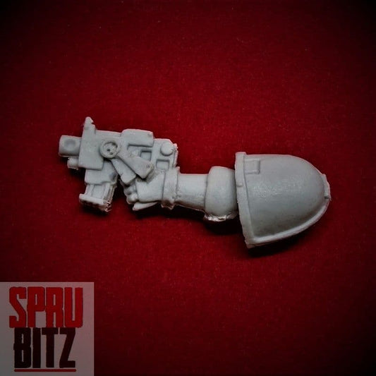 Space Marine Veteran Weapon Arm  Bolt Pistol C (finecast)