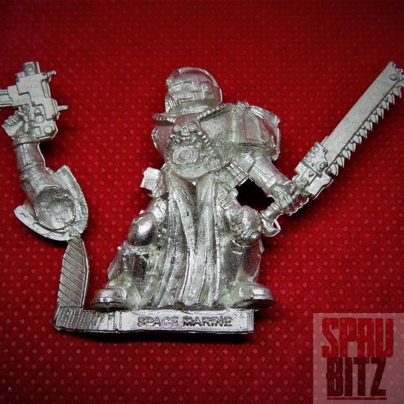 Space Marine Veteran with Chainsword (metal)