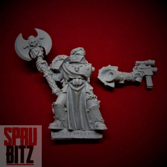 Space Marine Veteran with Power Axe (finecast)