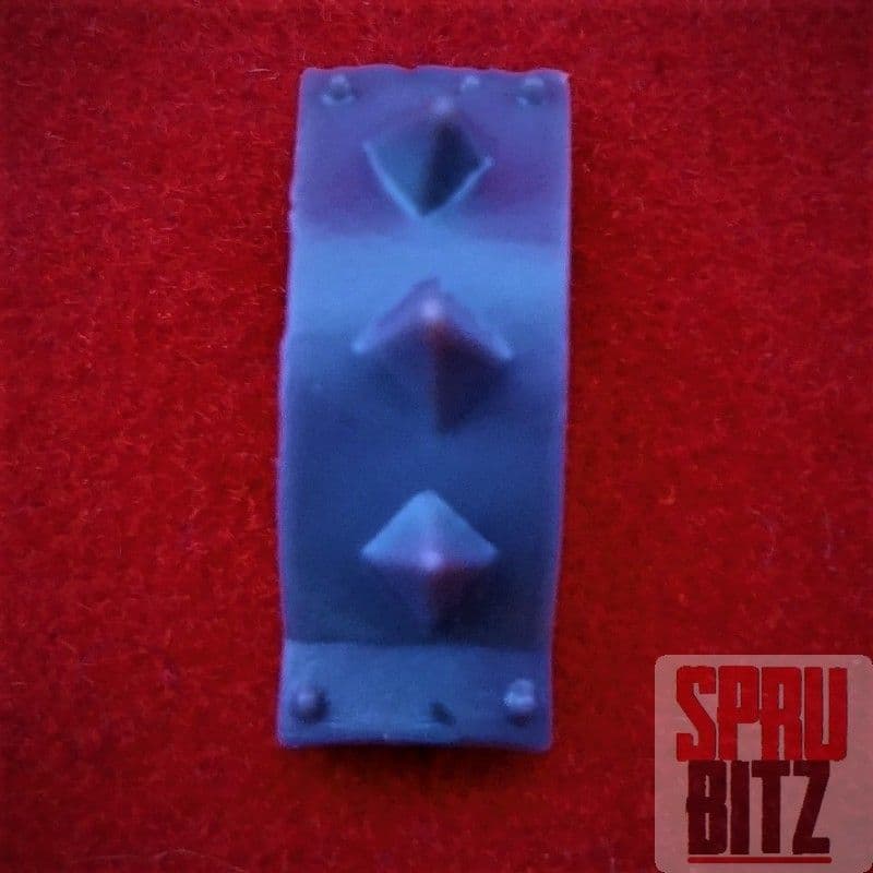 Space Ork Nobz Armour Plate (H)