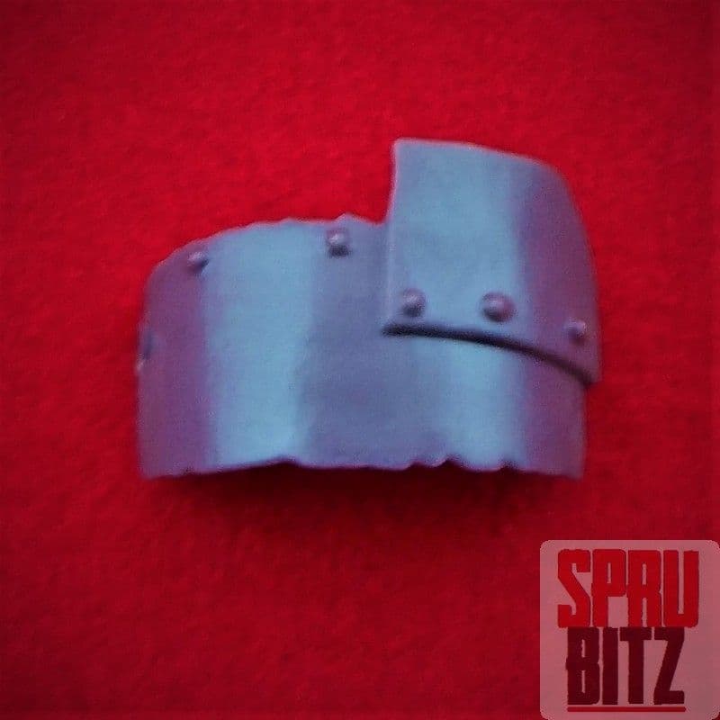 Space Ork Nobz Shoulder Pad (A)