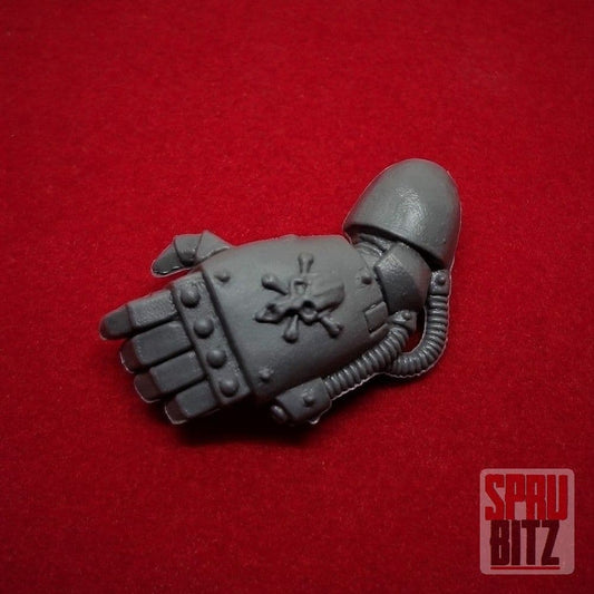 Space Wolves Blood Claws Power Fist Powerfist left arm