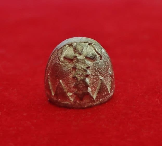 Space Wolves Wolf Long Fangs Shoulder Pad (metal)